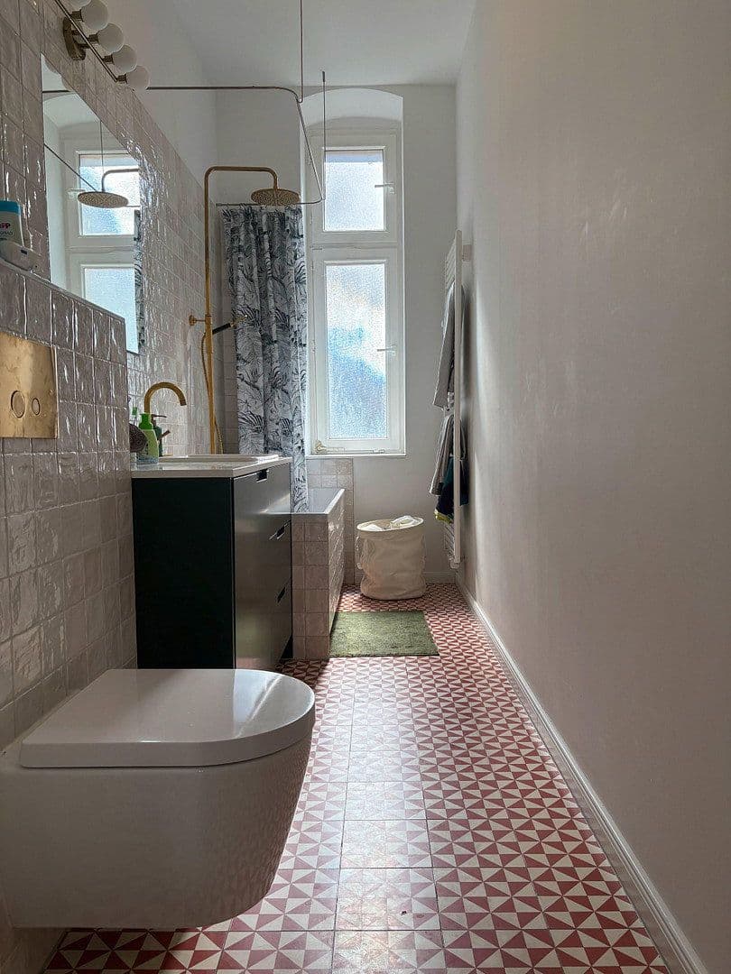 Prodej bytu 3+1 86 m², Berlin, Berlín Prodej bytu 3+1 86 m², Berlin, Berlín