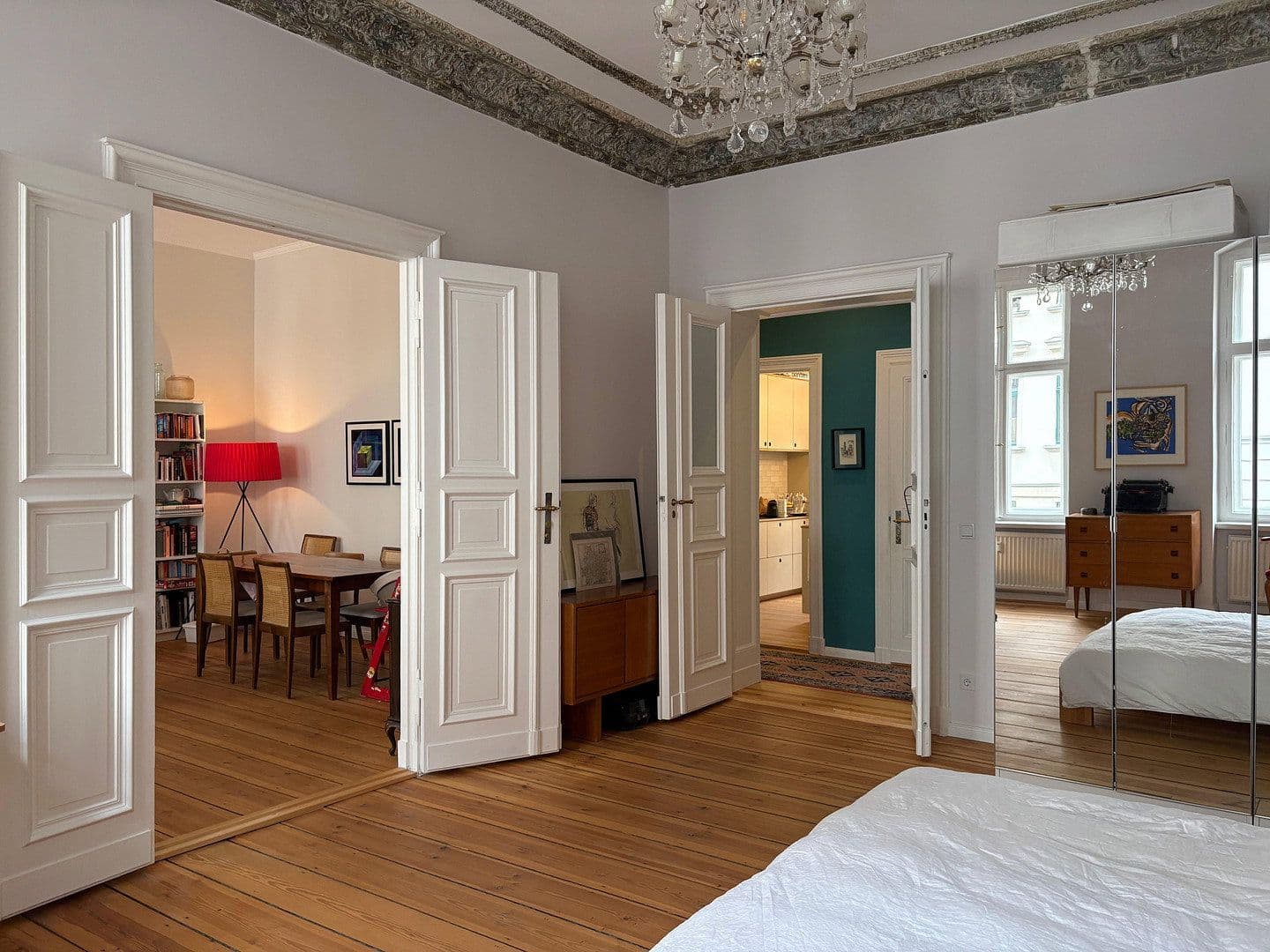 Prodej bytu 3+1 86 m², Berlin, Berlín Prodej bytu 3+1 86 m², Berlin, Berlín