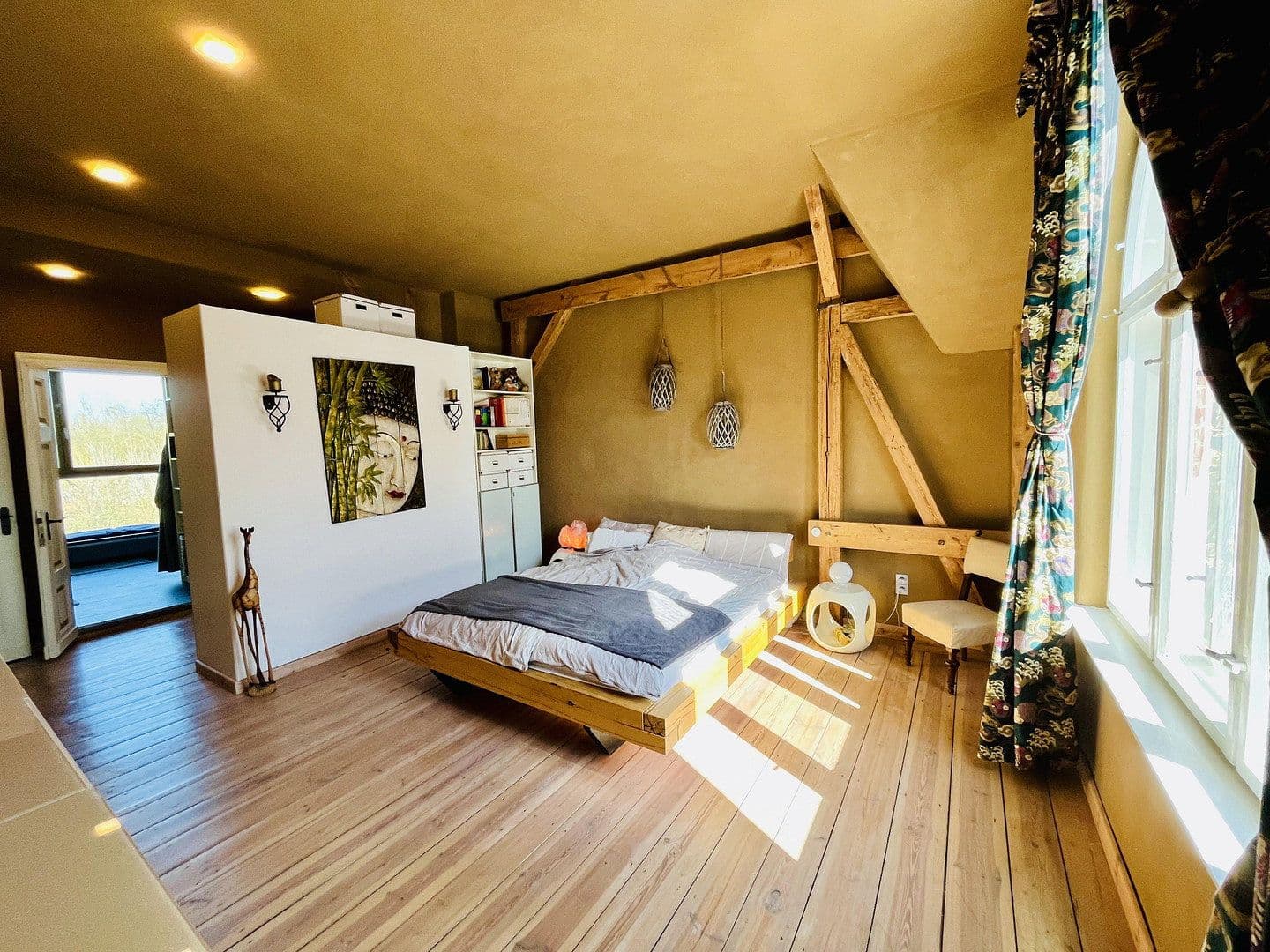 Prodej domu 168 m², pozemek 1.039 m², Berlin, Berlín Prodej domu 168 m², pozemek 1.039 m², Berlin, Berlín