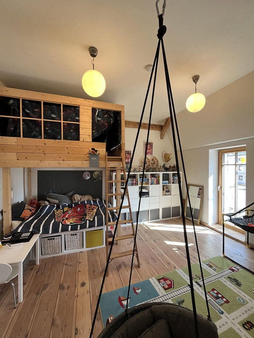 Prodej domu 168 m², pozemek 1.039 m², Berlin, Berlín Prodej domu 168 m², pozemek 1.039 m², Berlin, Berlín