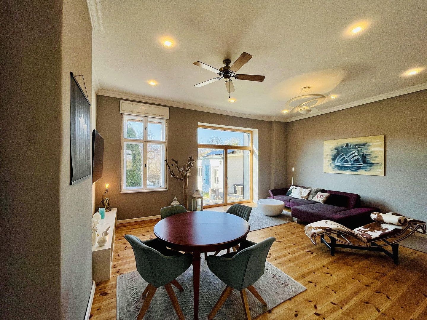 Prodej domu 168 m², pozemek 1.039 m², Berlin, Berlín Prodej domu 168 m², pozemek 1.039 m², Berlin, Berlín