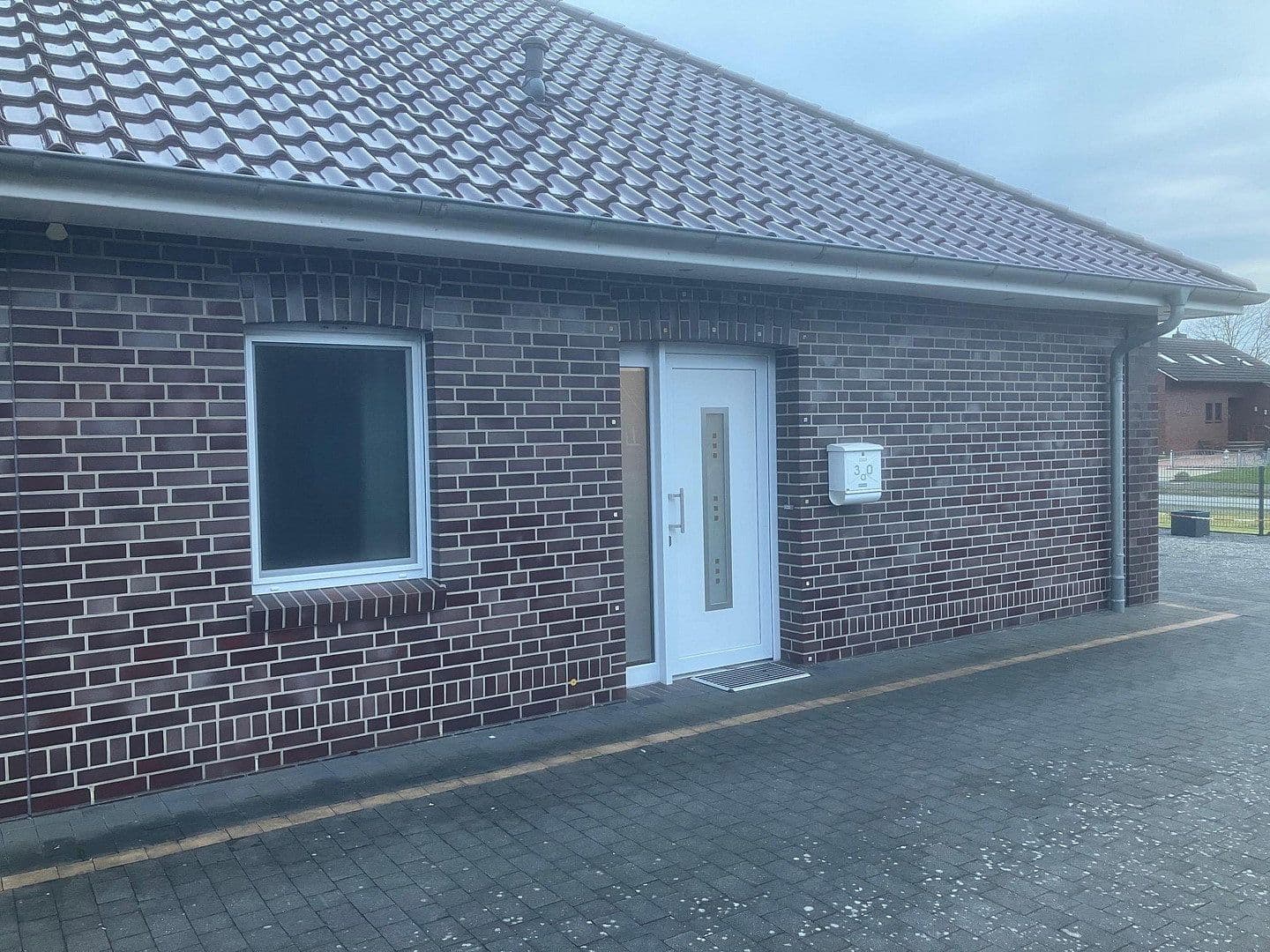 Pronájem domu 95 m², pozemek 150 m², Kirchstraße 30a, Ostrhauderfehn, Dolní Sasko Pronájem domu 95 m², pozemek 150 m², Kirchstraße 30a, Ostrhauderfehn, Dolní Sasko