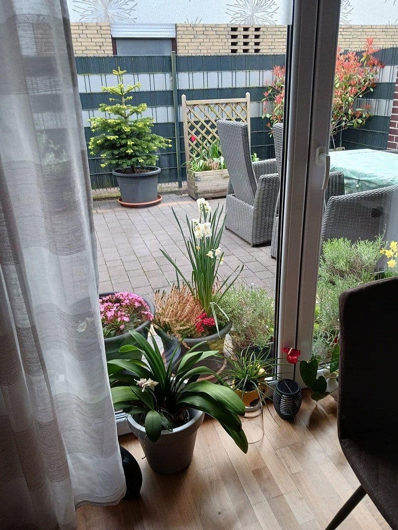 Pronájem domu 95 m², pozemek 150 m², Kirchstraße 30a, Ostrhauderfehn, Dolní Sasko Pronájem domu 95 m², pozemek 150 m², Kirchstraße 30a, Ostrhauderfehn, Dolní Sasko