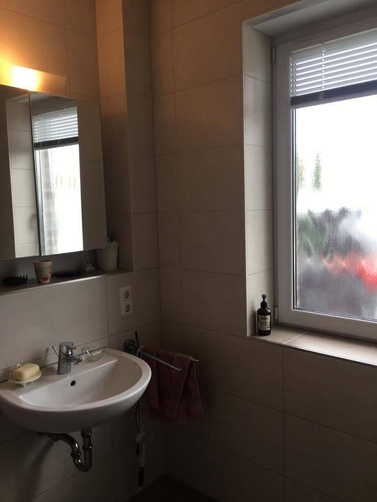 Pronájem domu 95 m², pozemek 150 m², Kirchstraße 30a, Ostrhauderfehn, Dolní Sasko Pronájem domu 95 m², pozemek 150 m², Kirchstraße 30a, Ostrhauderfehn, Dolní Sasko