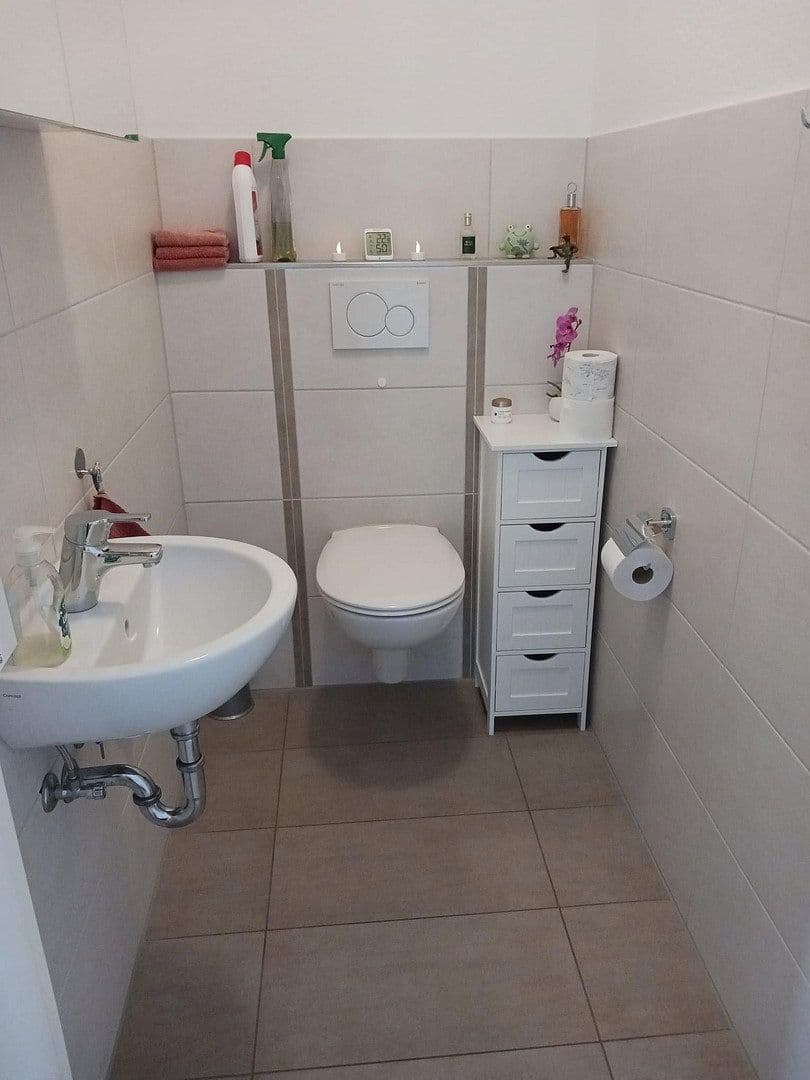 Pronájem domu 95 m², pozemek 150 m², Kirchstraße 30a, Ostrhauderfehn, Dolní Sasko Pronájem domu 95 m², pozemek 150 m², Kirchstraße 30a, Ostrhauderfehn, Dolní Sasko