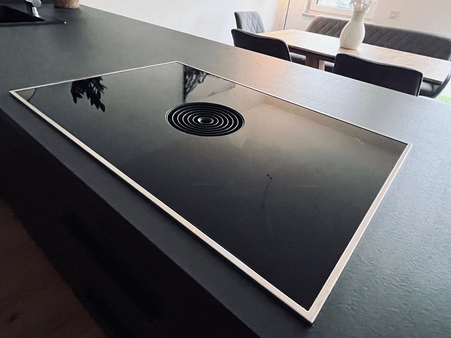 Prodej bytu 3+1 111 m², Meisenweg 8, Röttenbach, Bavorsko Prodej bytu 3+1 111 m², Meisenweg 8, Röttenbach, Bavorsko