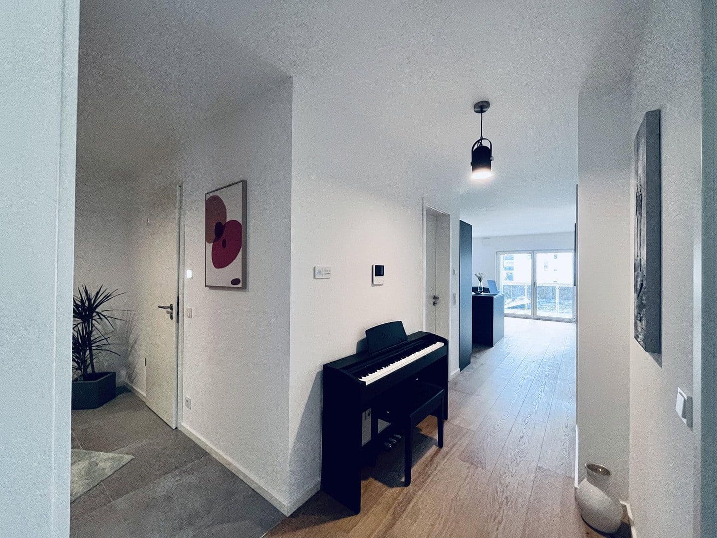 Prodej bytu 3+1 111 m², Meisenweg 8, Röttenbach, Bavorsko Prodej bytu 3+1 111 m², Meisenweg 8, Röttenbach, Bavorsko