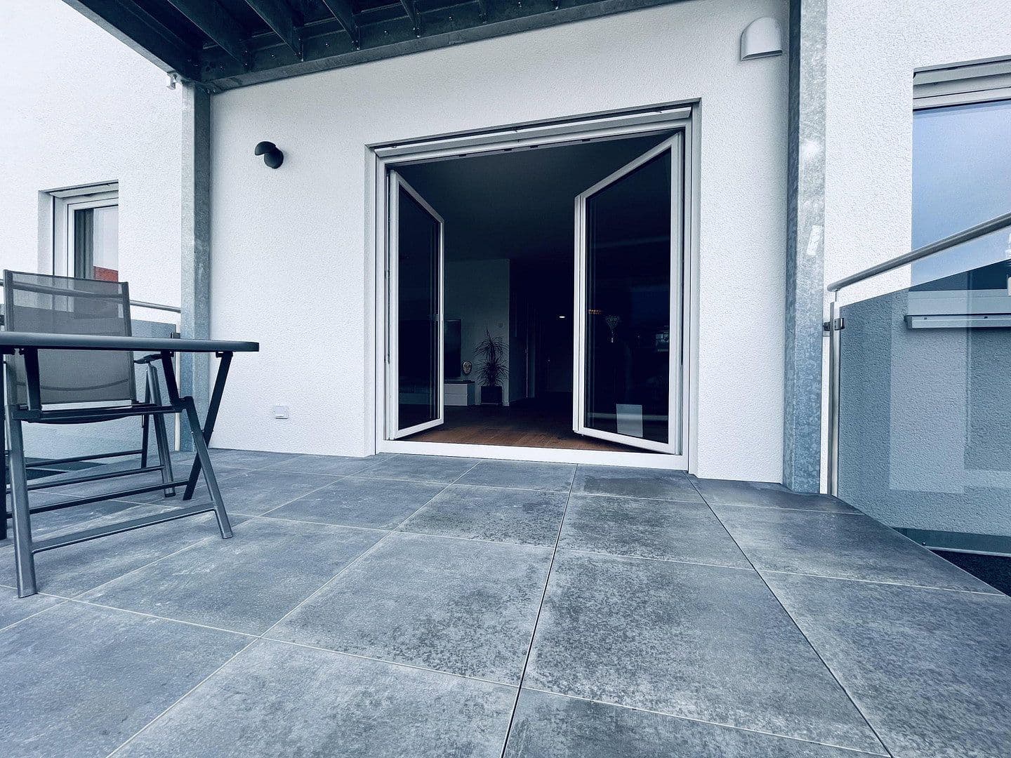 Prodej bytu 3+1 111 m², Meisenweg 8, Röttenbach, Bavorsko Prodej bytu 3+1 111 m², Meisenweg 8, Röttenbach, Bavorsko