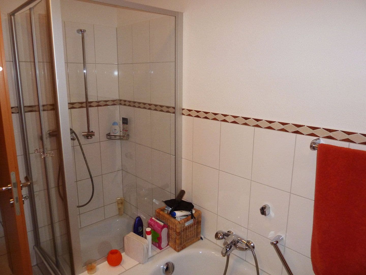 Pronájem bytu 2+1 68 m², Pommernstr. 19, Waldshut-Tiengen, Bádensko-Württembersko Pronájem bytu 2+1 68 m², Pommernstr. 19, Waldshut-Tiengen, Bádensko-Württembersko