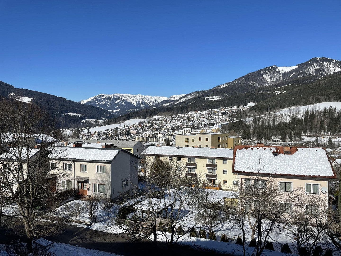 Pronájem bytu 1+1 28 m², Mürzzuschlag, Štýrsko Pronájem bytu 1+1 28 m², Mürzzuschlag, Štýrsko