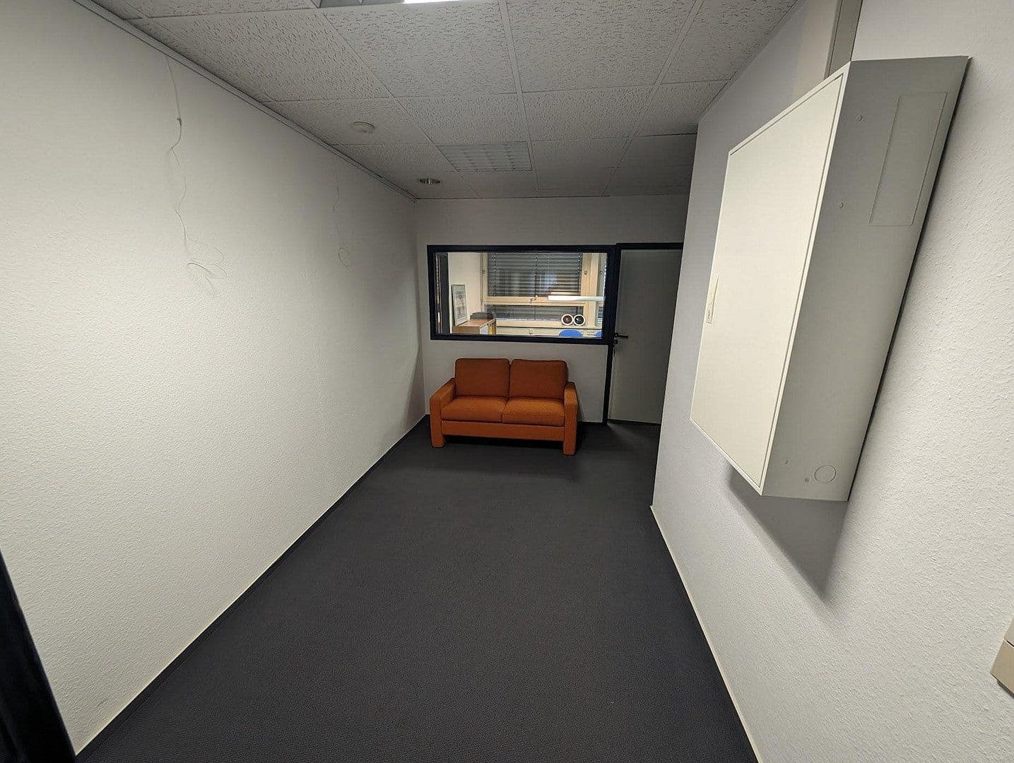 Pronájem kanceláře 75 m², Mengendamm 12, Hannover, Dolní Sasko Pronájem kanceláře 75 m², Mengendamm 12, Hannover, Dolní Sasko