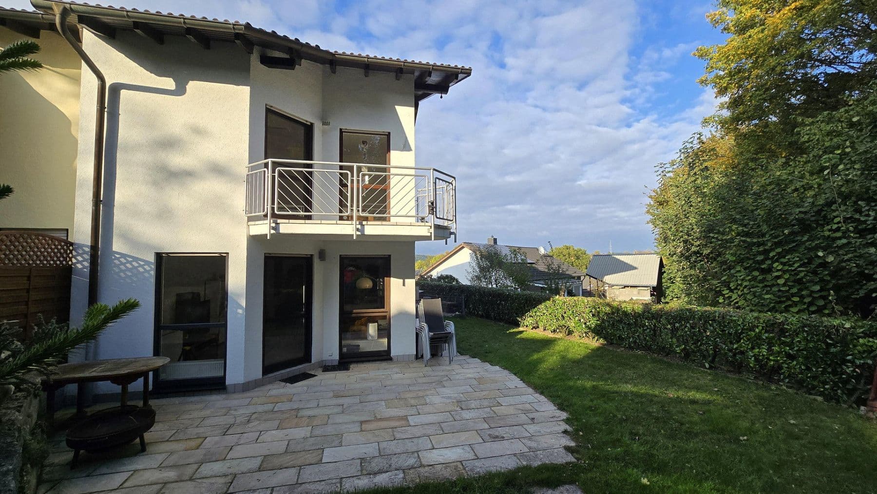 Prodej domu 125 m², pozemek 274 m², Sinsheim, Bádensko-Württembersko Prodej domu 125 m², pozemek 274 m², Sinsheim, Bádensko-Württembersko