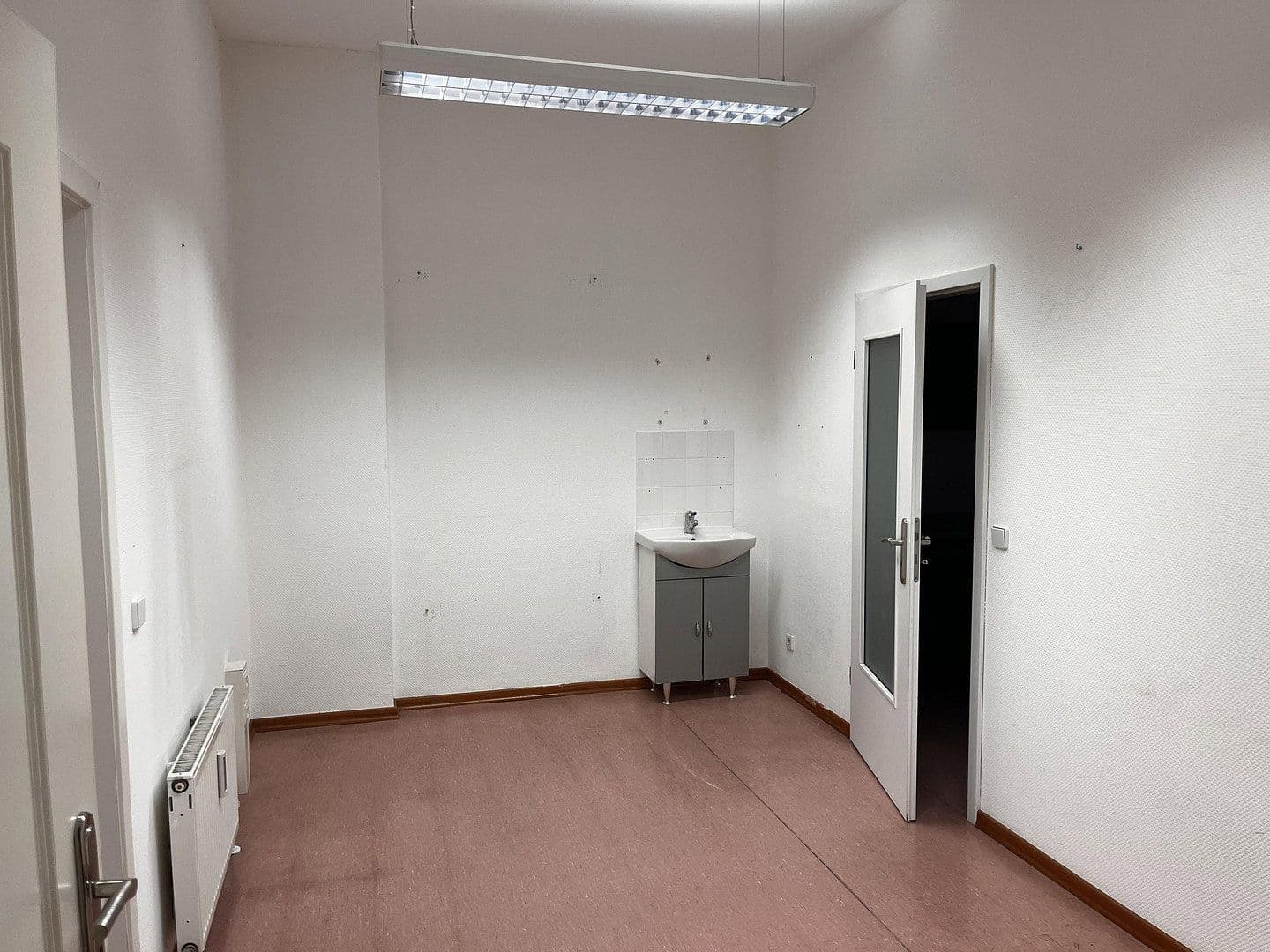 Pronájem kanceláře 116 m², Dietzgenstr. 93, Berlin, Berlín Pronájem kanceláře 116 m², Dietzgenstr. 93, Berlin, Berlín