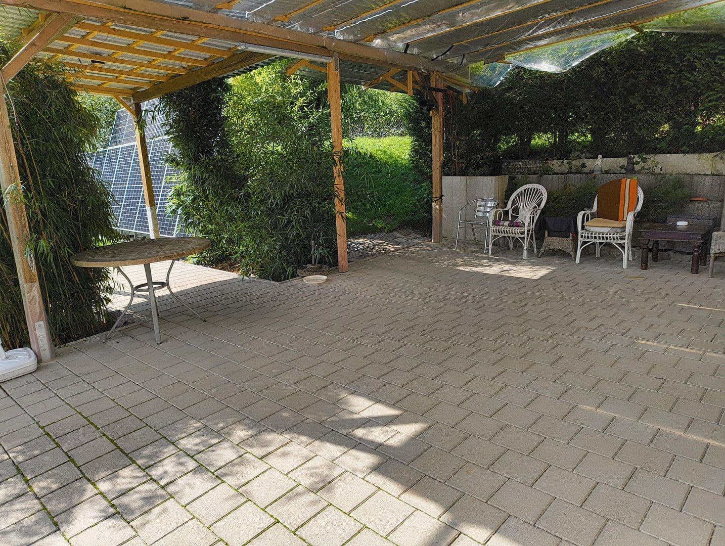 Prodej domu 330 m², pozemek 1.746 m², Haldenäckerstr. 15/2, Oberndorf am Neckar, Bádensko-Württembersko Prodej domu 330 m², pozemek 1.746 m², Haldenäckerstr. 15/2, Oberndorf am Neckar, Bádensko-Württembersko