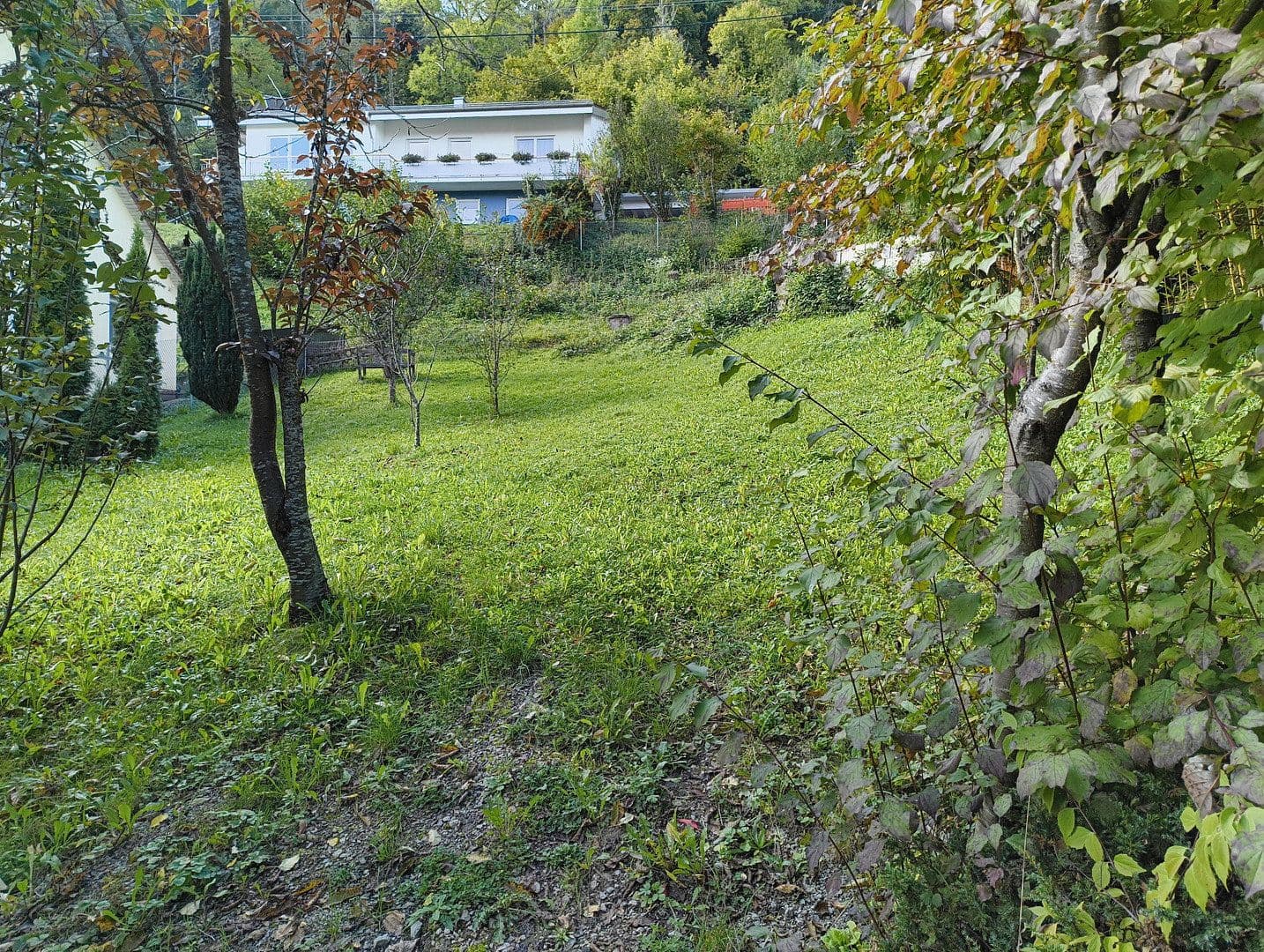 Prodej domu 330 m², pozemek 1.746 m², Haldenäckerstr. 15/2, Oberndorf am Neckar, Bádensko-Württembersko Prodej domu 330 m², pozemek 1.746 m², Haldenäckerstr. 15/2, Oberndorf am Neckar, Bádensko-Württembersko