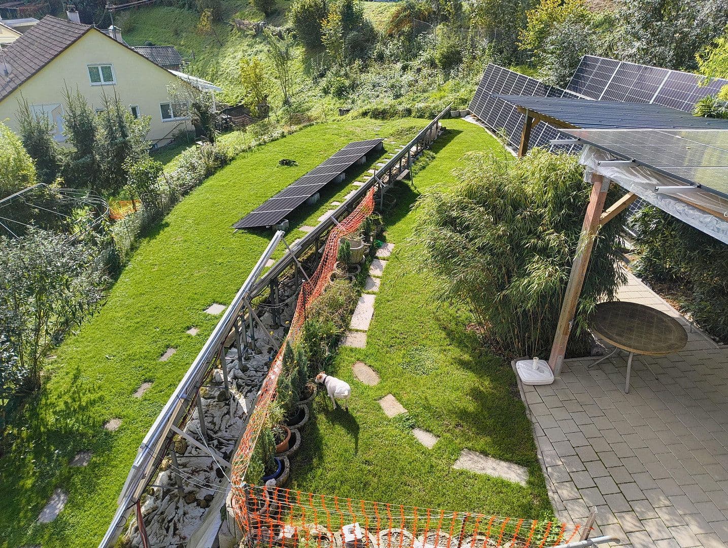 Prodej domu 330 m², pozemek 1.746 m², Haldenäckerstr. 15/2, Oberndorf am Neckar, Bádensko-Württembersko Prodej domu 330 m², pozemek 1.746 m², Haldenäckerstr. 15/2, Oberndorf am Neckar, Bádensko-Württembersko