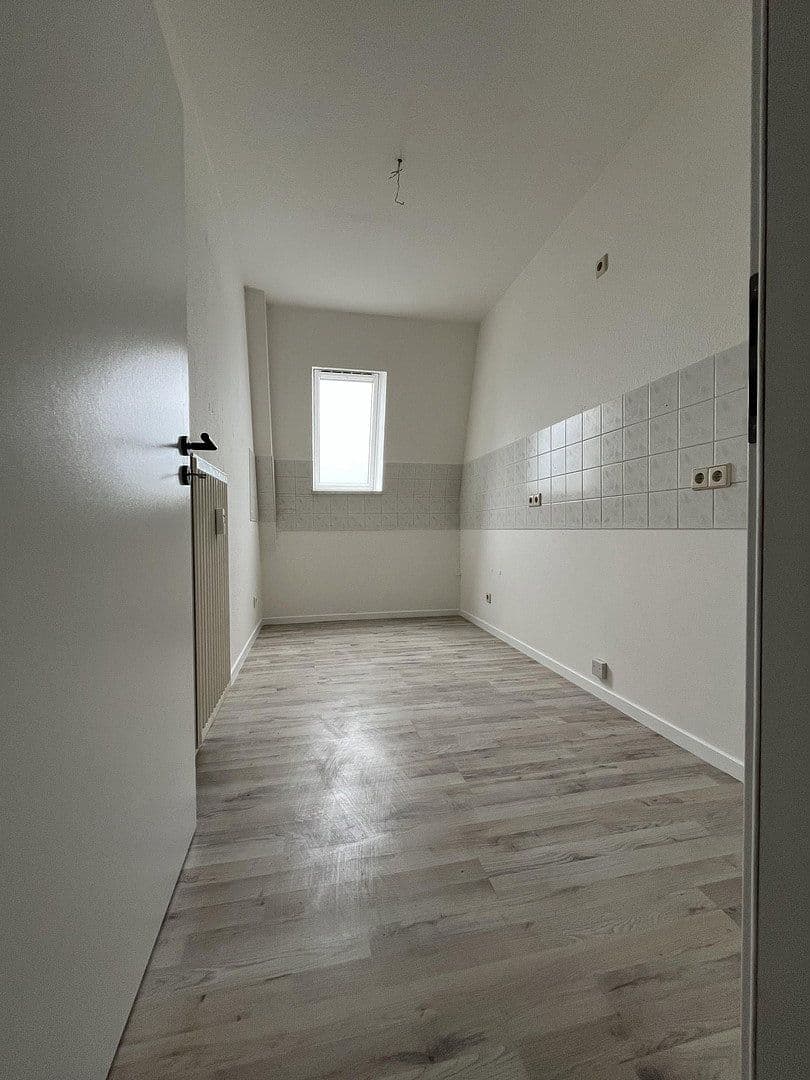 Pronájem bytu 3+1 79 m², Thomas-Mann-Straße 13, Cvikov, Sasko Pronájem bytu 3+1 79 m², Thomas-Mann-Straße 13, Cvikov, Sasko