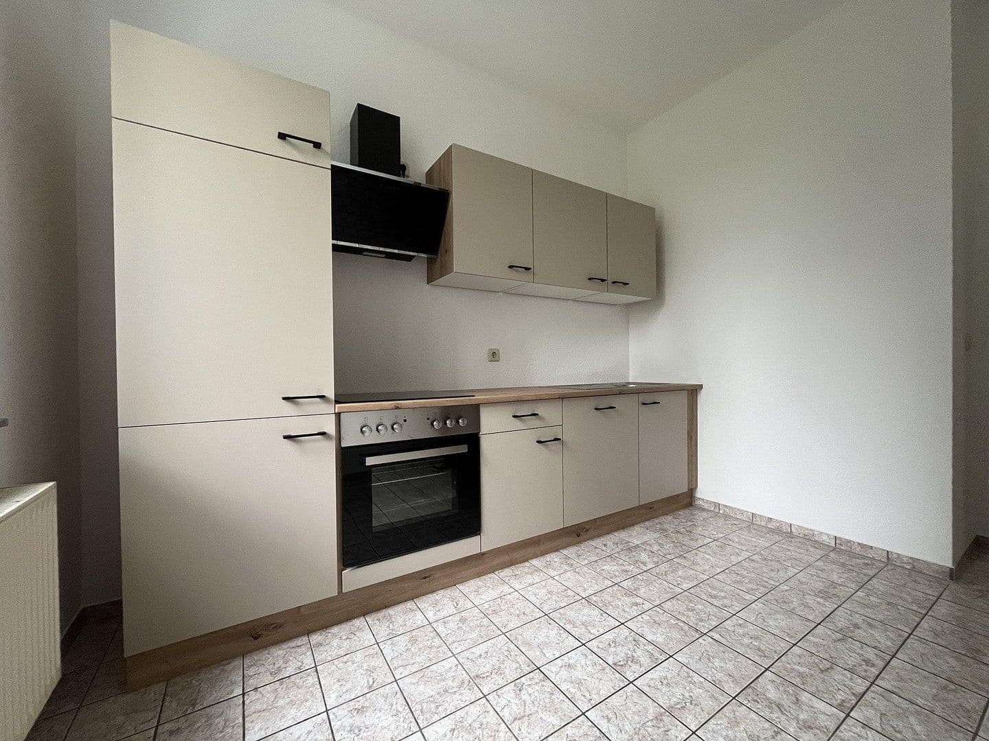 Pronájem bytu 3+1 79 m², Thomas-Mann-Straße 13, Cvikov, Sasko Pronájem bytu 3+1 79 m², Thomas-Mann-Straße 13, Cvikov, Sasko