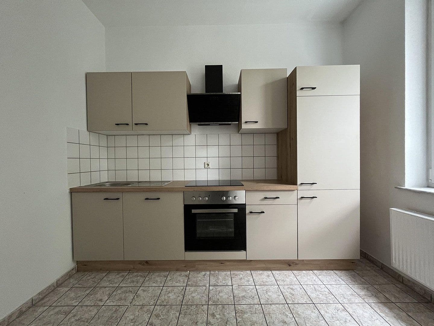 Pronájem bytu 3+1 79 m², Thomas-Mann-Straße 13, Cvikov, Sasko Pronájem bytu 3+1 79 m², Thomas-Mann-Straße 13, Cvikov, Sasko