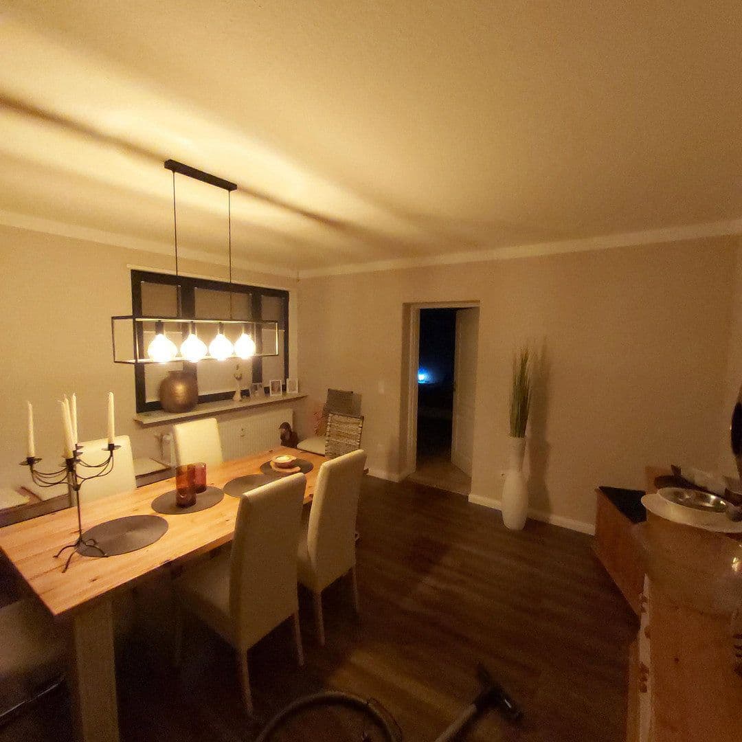 Prodej domu 268 m², pozemek 688 m², Kirkel, Země Sársko Prodej domu 268 m², pozemek 688 m², Kirkel, Země Sársko