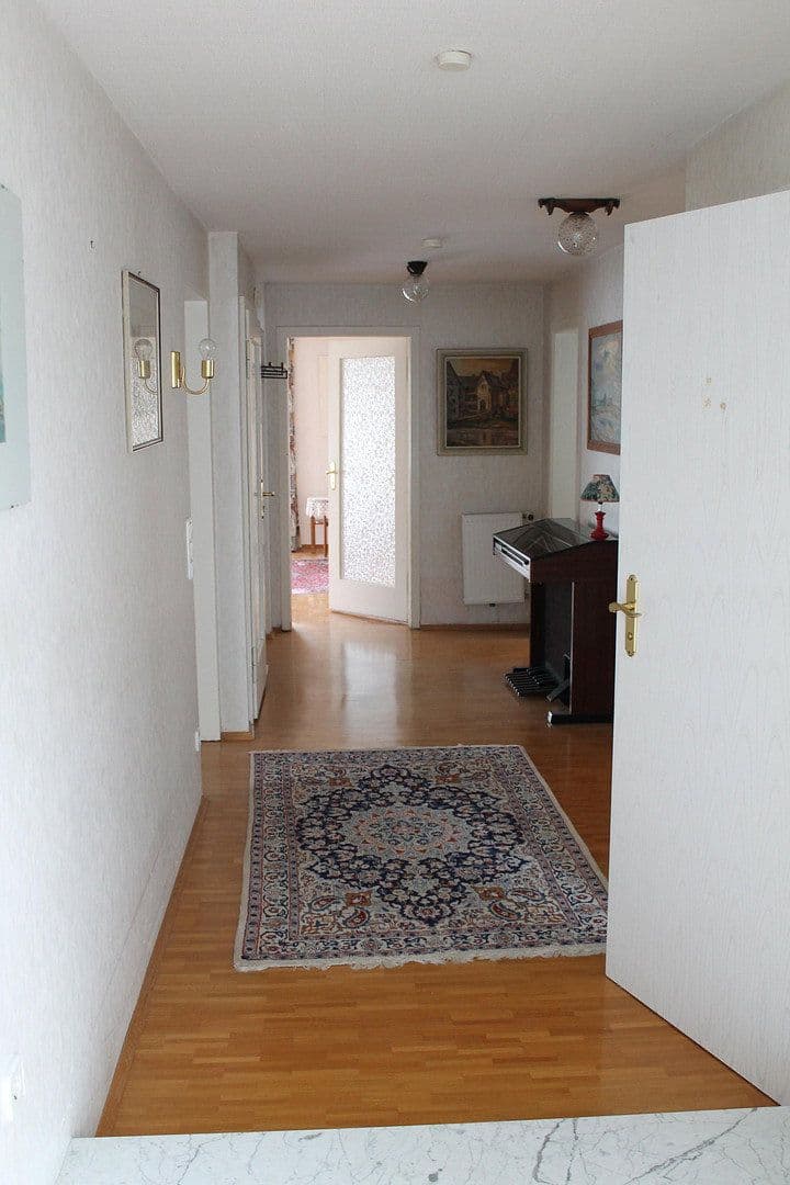 Prodej domu 410 m², pozemek 920 m², Crailsheim, Bádensko-Württembersko Prodej domu 410 m², pozemek 920 m², Crailsheim, Bádensko-Württembersko