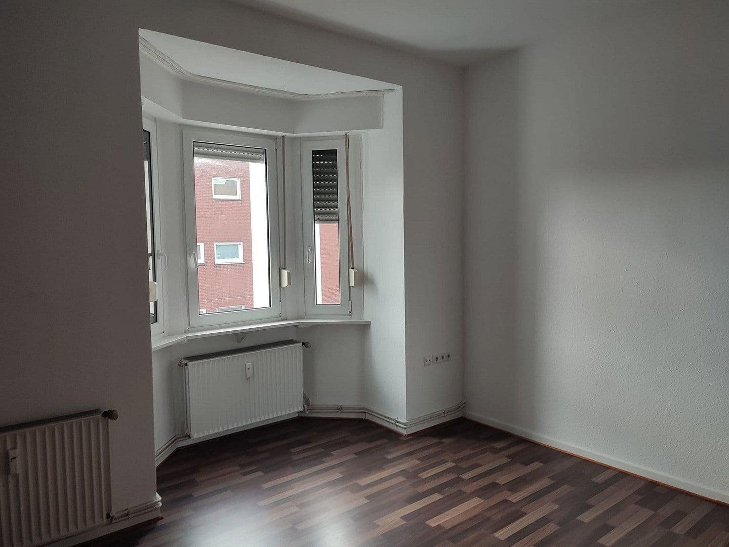 Pronájem bytu 3+1 70 m², Erich-Kästner-Str. 7b, Nordrhein-Westfalen - Hamm, Severní Porýní-Vestfálsko Pronájem bytu 3+1 70 m², Erich-Kästner-Str. 7b, Nordrhein-Westfalen - Hamm, Severní Porýní-Vestfálsko