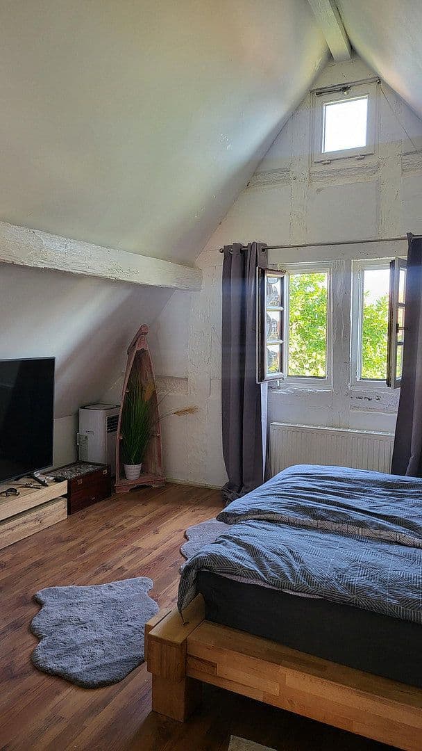 Prodej domu 280 m², pozemek 379 m², Rodenbach, Hessen Prodej domu 280 m², pozemek 379 m², Rodenbach, Hessen