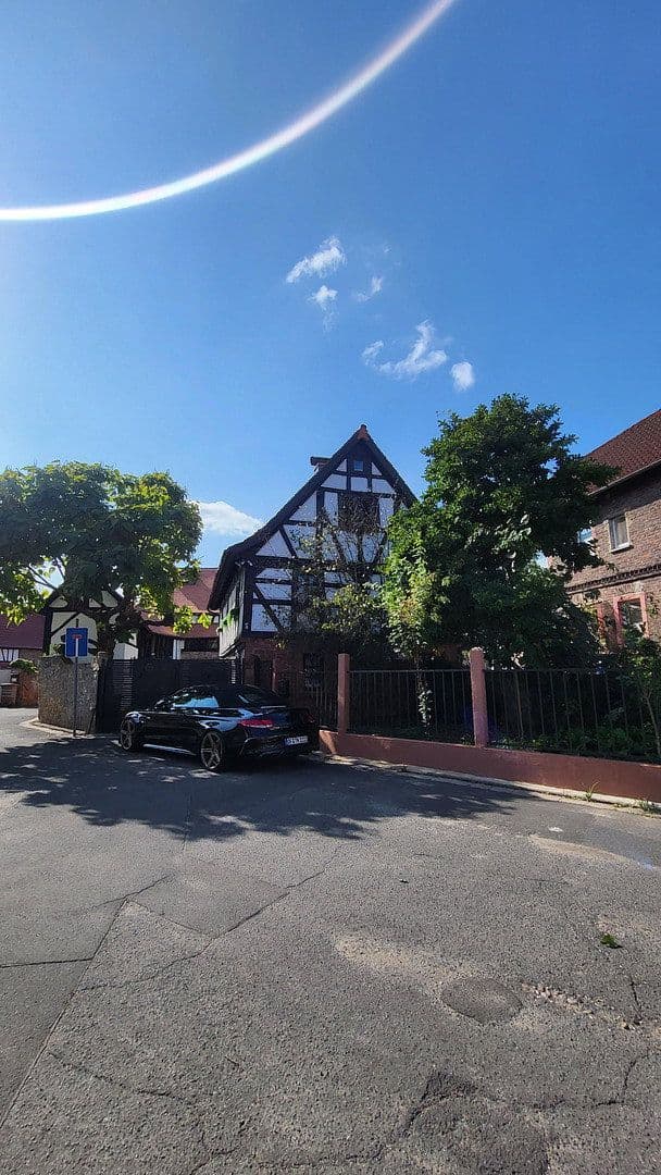 Prodej domu 280 m², pozemek 379 m², Rodenbach, Hessen Prodej domu 280 m², pozemek 379 m², Rodenbach, Hessen