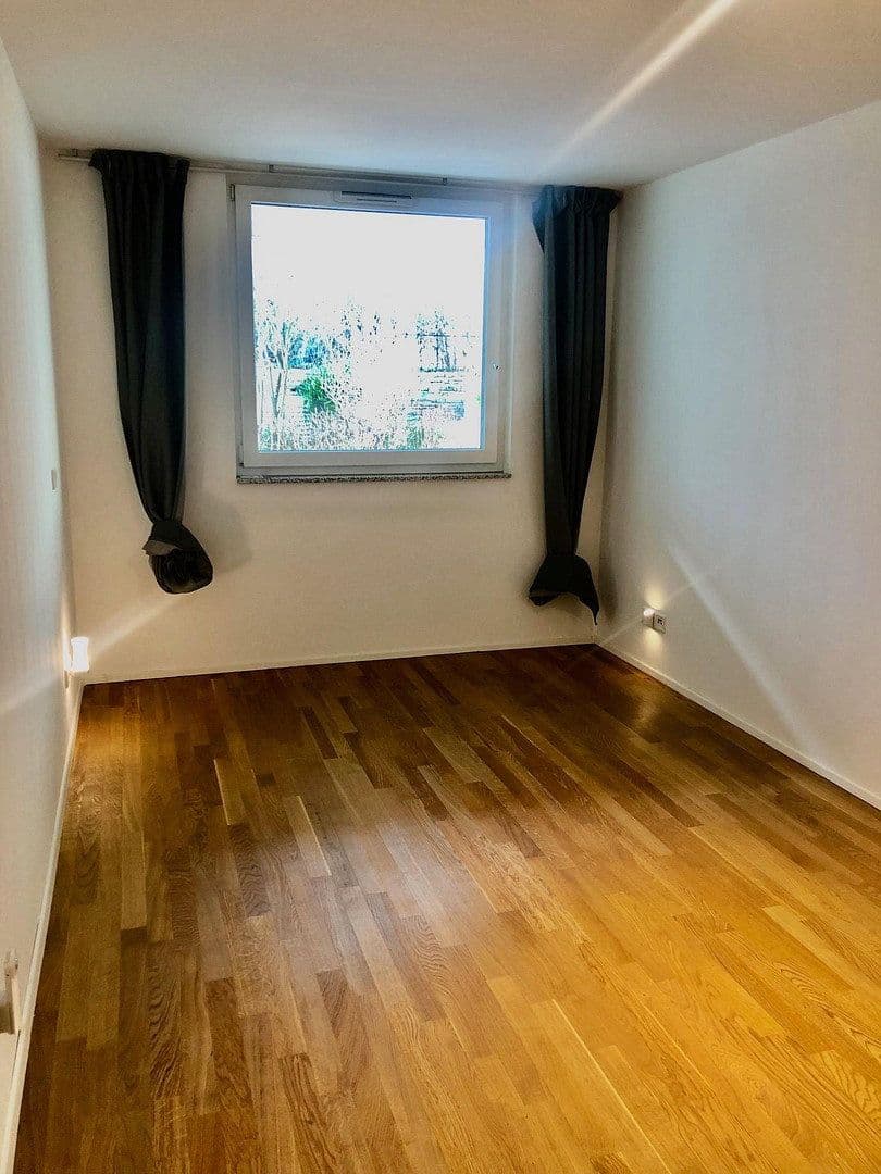 Prodej bytu 3+1 80 m², Zur Kalbacher Höhe 17, Frankfurt am Main Riedberg, Hessen Prodej bytu 3+1 80 m², Zur Kalbacher Höhe 17, Frankfurt am Main Riedberg, Hessen