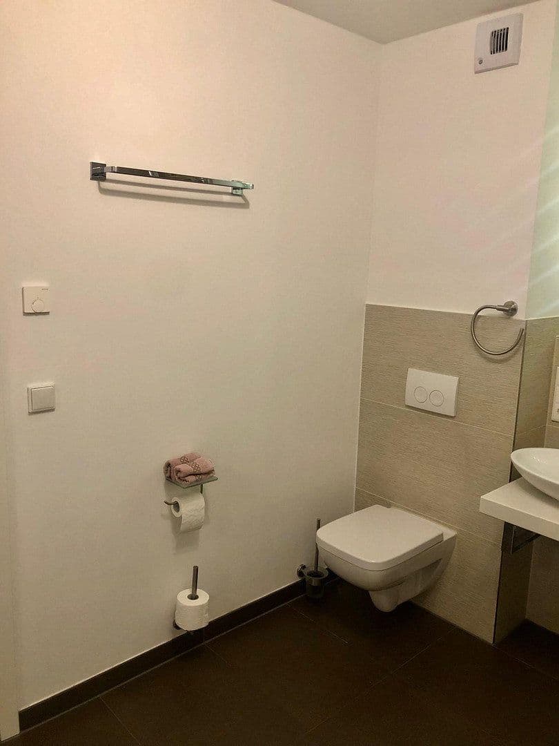 Prodej bytu 3+1 80 m², Zur Kalbacher Höhe 17, Frankfurt am Main Riedberg, Hessen Prodej bytu 3+1 80 m², Zur Kalbacher Höhe 17, Frankfurt am Main Riedberg, Hessen