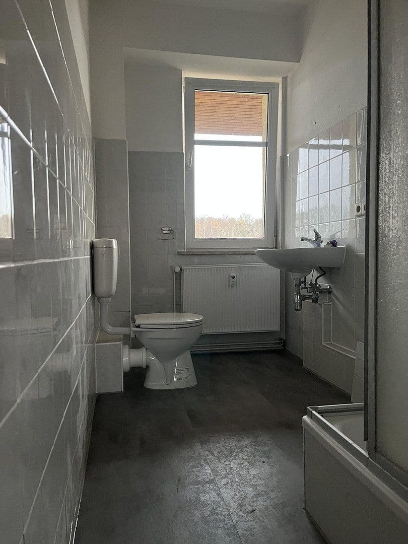 Pronájem bytu 1+1 38 m², Leipziger Vorstadt 18, Pegau, Sasko Pronájem bytu 1+1 38 m², Leipziger Vorstadt 18, Pegau, Sasko