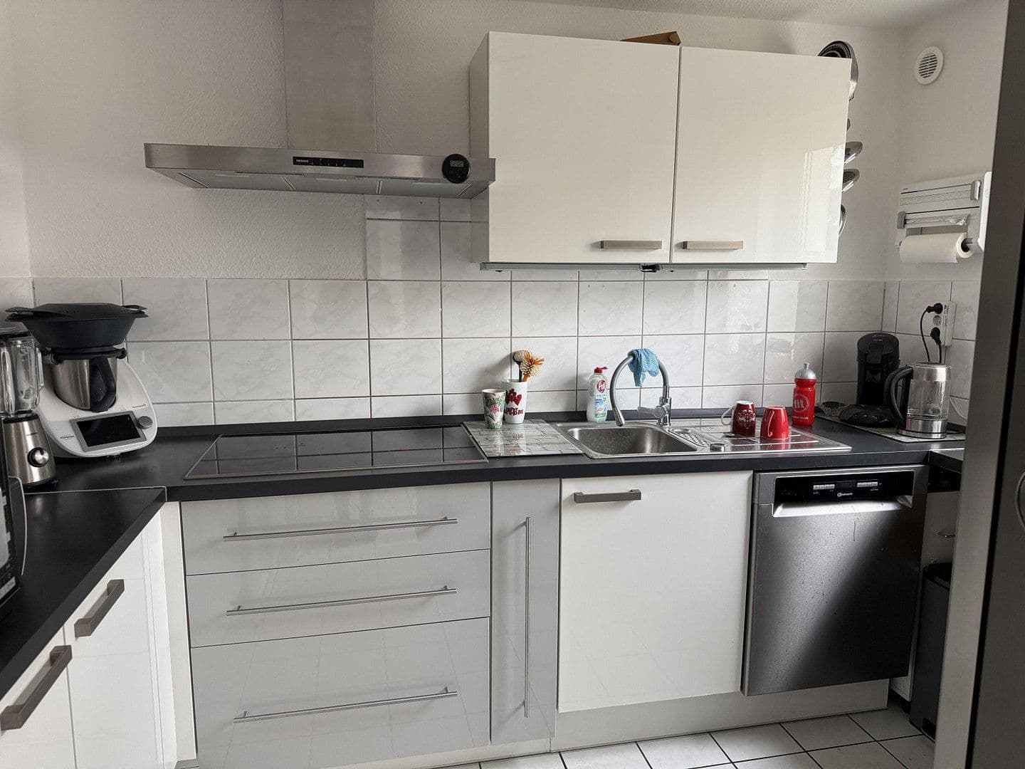 Pronájem domu 116 m², pozemek 132 m², Neuss, Severní Porýní-Vestfálsko Pronájem domu 116 m², pozemek 132 m², Neuss, Severní Porýní-Vestfálsko