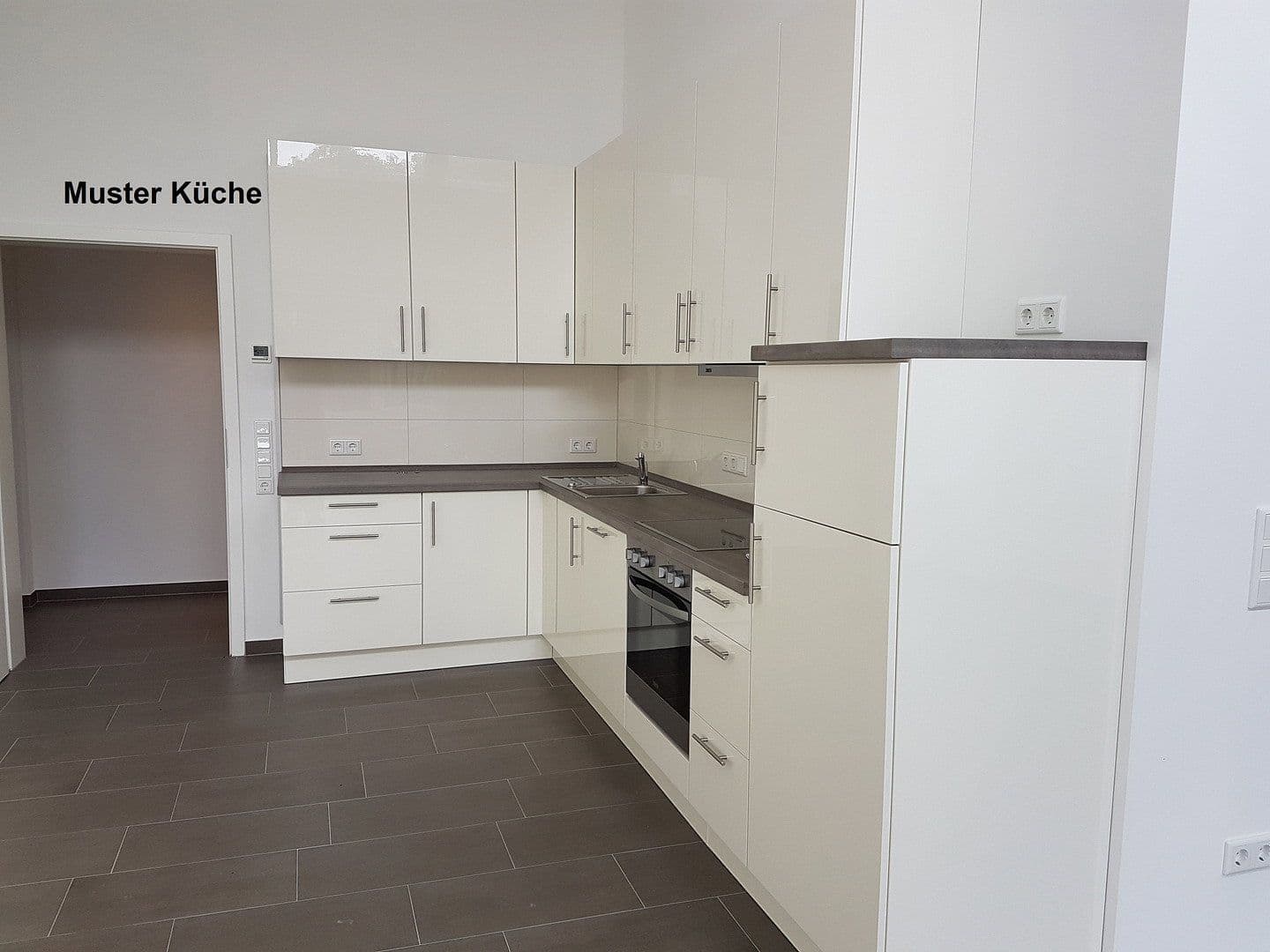 Pronájem bytu 3+1 92 m², Rosenstraße 11, Lauenburg/Elbe, Šlesvicko-Holštýnsko Pronájem bytu 3+1 92 m², Rosenstraße 11, Lauenburg/Elbe, Šlesvicko-Holštýnsko