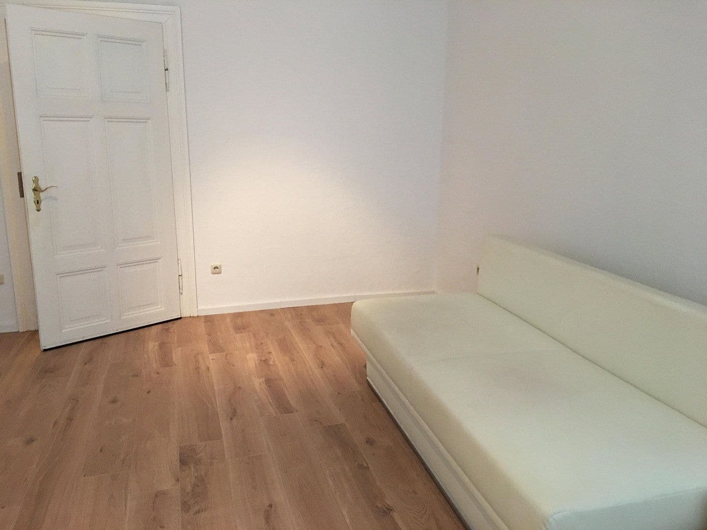 Pronájem kanceláře 540 m², Mariannenstrasse 20, Dessau-Rosslau, Sasko-Anhaltsko Pronájem kanceláře 540 m², Mariannenstrasse 20, Dessau-Rosslau, Sasko-Anhaltsko