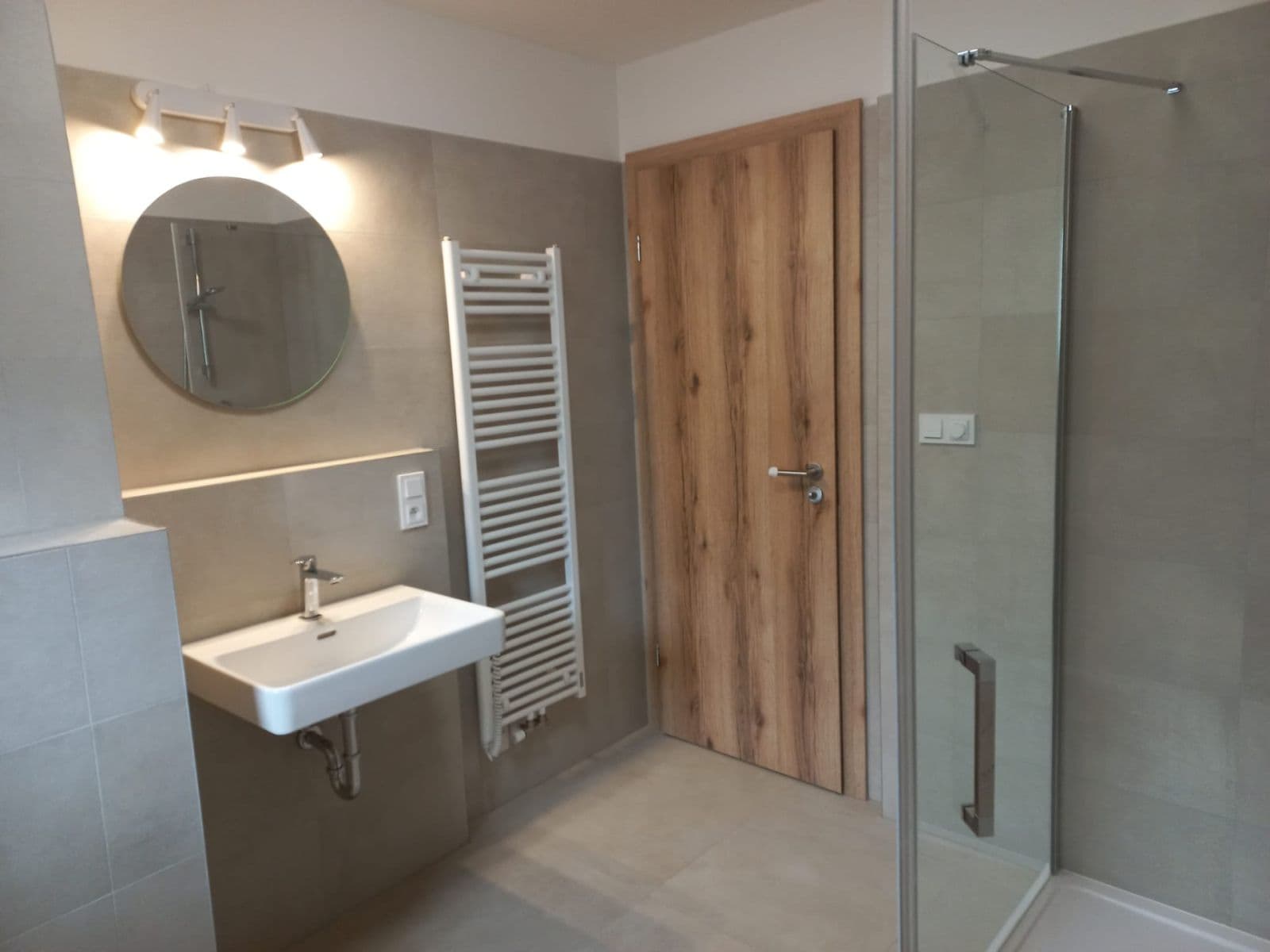 Pronájem bytu 1+kk 32 m², Randova, Dobřichovice, Středočeský kraj Pronájem bytu 1+kk 32 m², Randova, Dobřichovice, Středočeský kraj