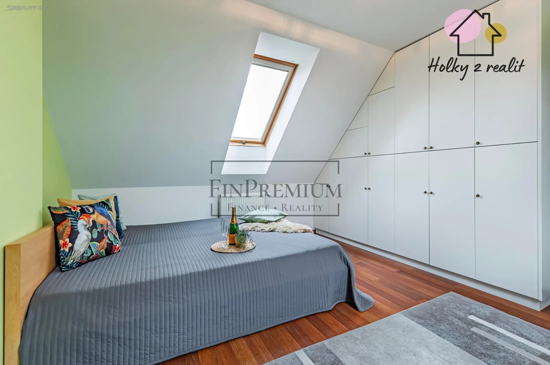 Prodej bytu 4+kk 108 m², Lomená, Jesenice, Středočeský kraj Prodej bytu 4+kk 108 m², Lomená, Jesenice, Středočeský kraj