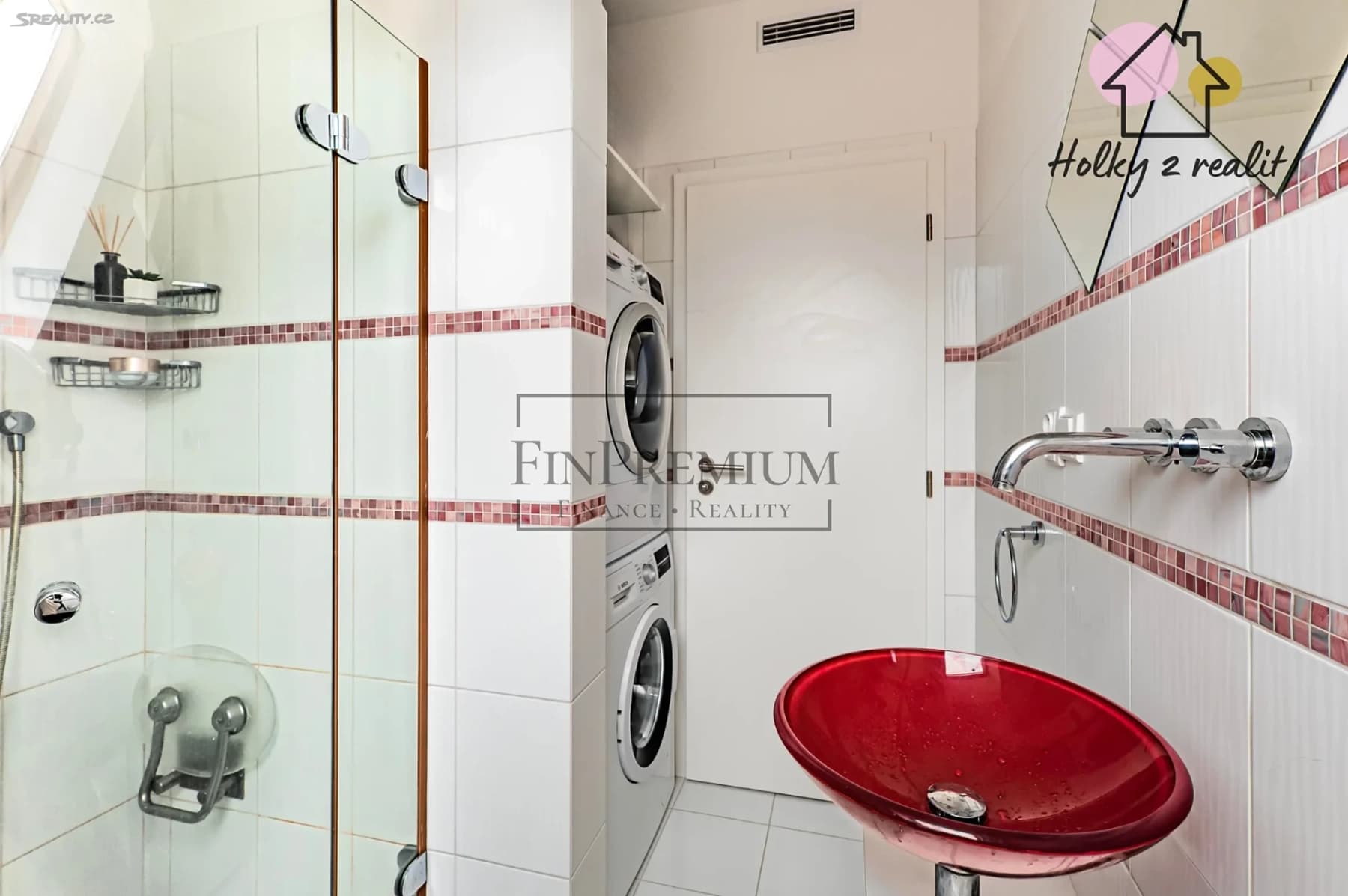 Prodej bytu 4+kk 108 m², Lomená, Jesenice, Středočeský kraj Prodej bytu 4+kk 108 m², Lomená, Jesenice, Středočeský kraj