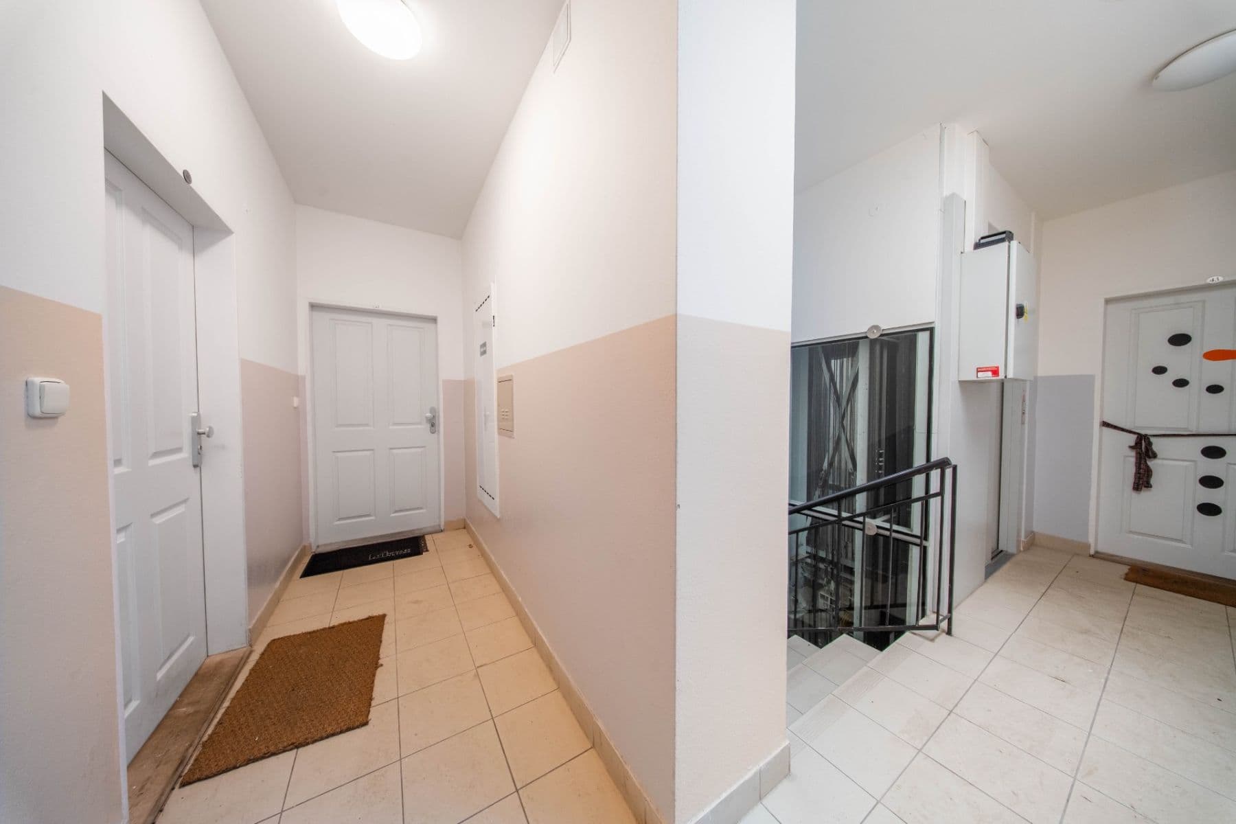 Pronájem bytu 2+kk 48 m², Biskupcova, Praha, Praha Pronájem bytu 2+kk 48 m², Biskupcova, Praha, Praha