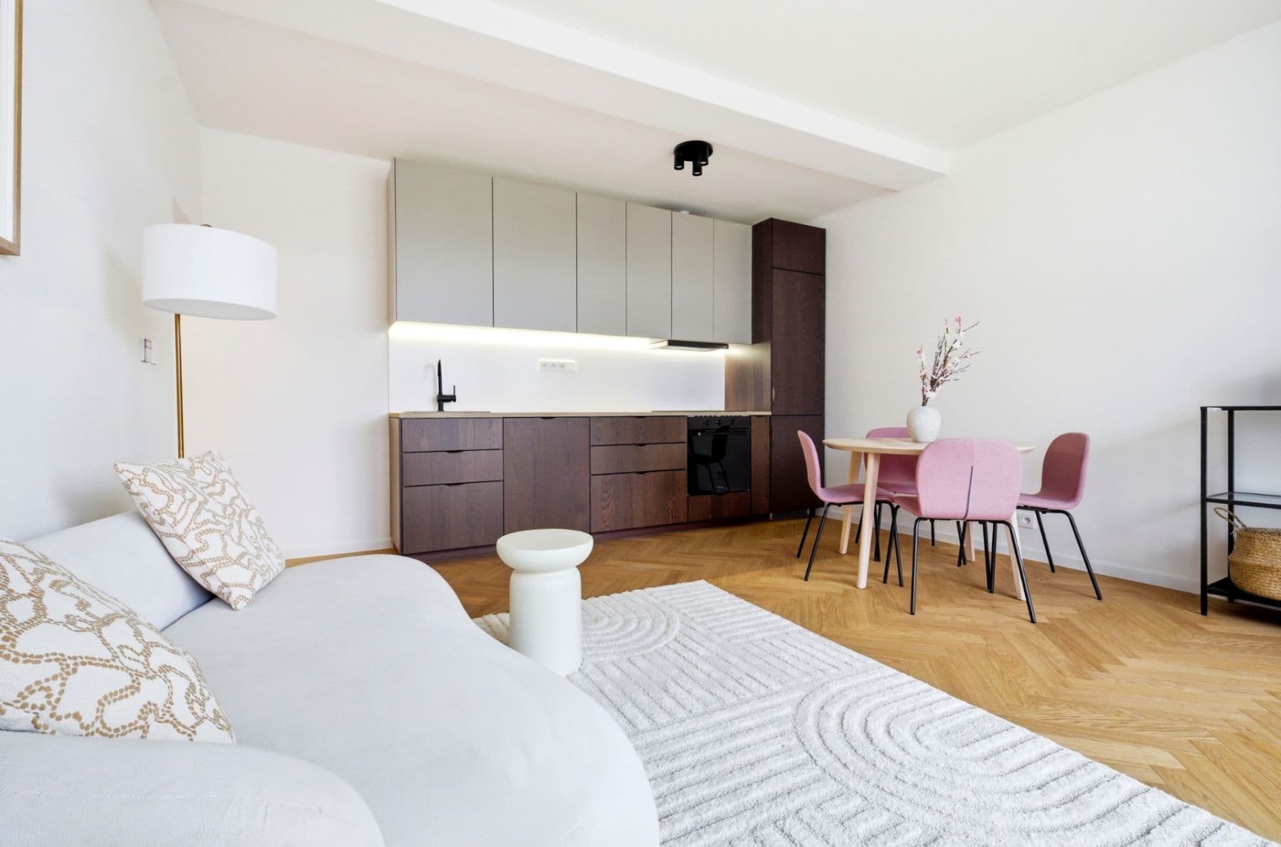 Pronájem bytu 2+kk 48 m², Biskupcova, Praha, Praha Pronájem bytu 2+kk 48 m², Biskupcova, Praha, Praha
