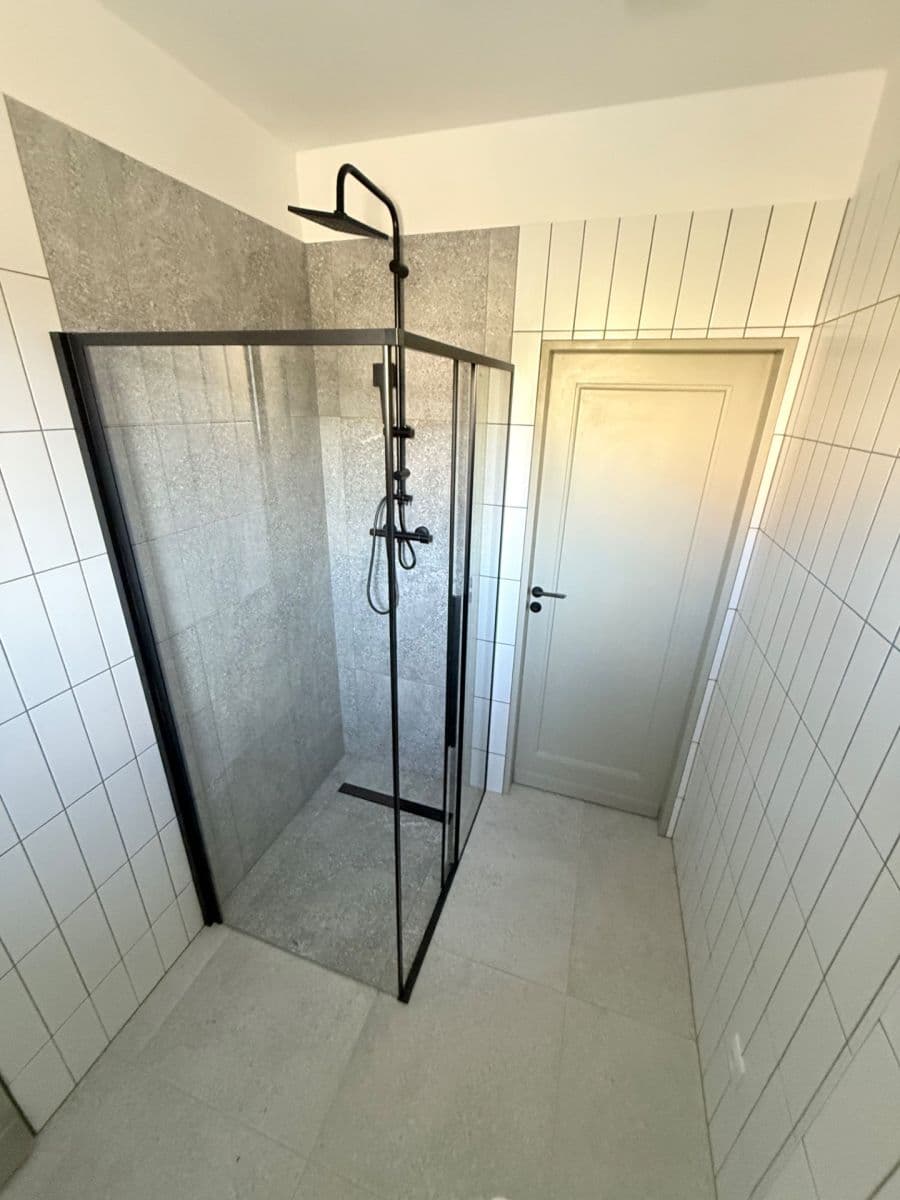 Pronájem bytu 3+kk 77 m², V Holešovičkách, Praha, Praha Pronájem bytu 3+kk 77 m², V Holešovičkách, Praha, Praha