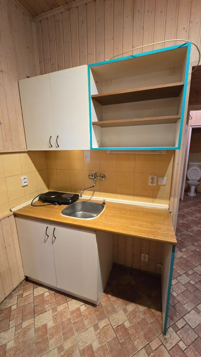 Pronájem bytu 2+kk 39 m², Tolstého, Praha, Praha Pronájem bytu 2+kk 39 m², Tolstého, Praha, Praha