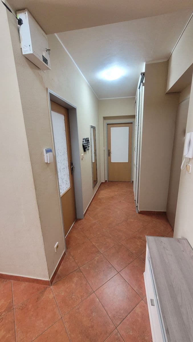 Prodej bytu 4+kk 80 m², Sportovní, Ivančice, Jihomoravský kraj Prodej bytu 4+kk 80 m², Sportovní, Ivančice, Jihomoravský kraj