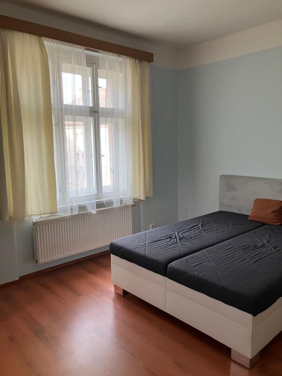 Pronájem bytu 1+1 55 m², Gabčíkova, Praha, Praha Pronájem bytu 1+1 55 m², Gabčíkova, Praha, Praha