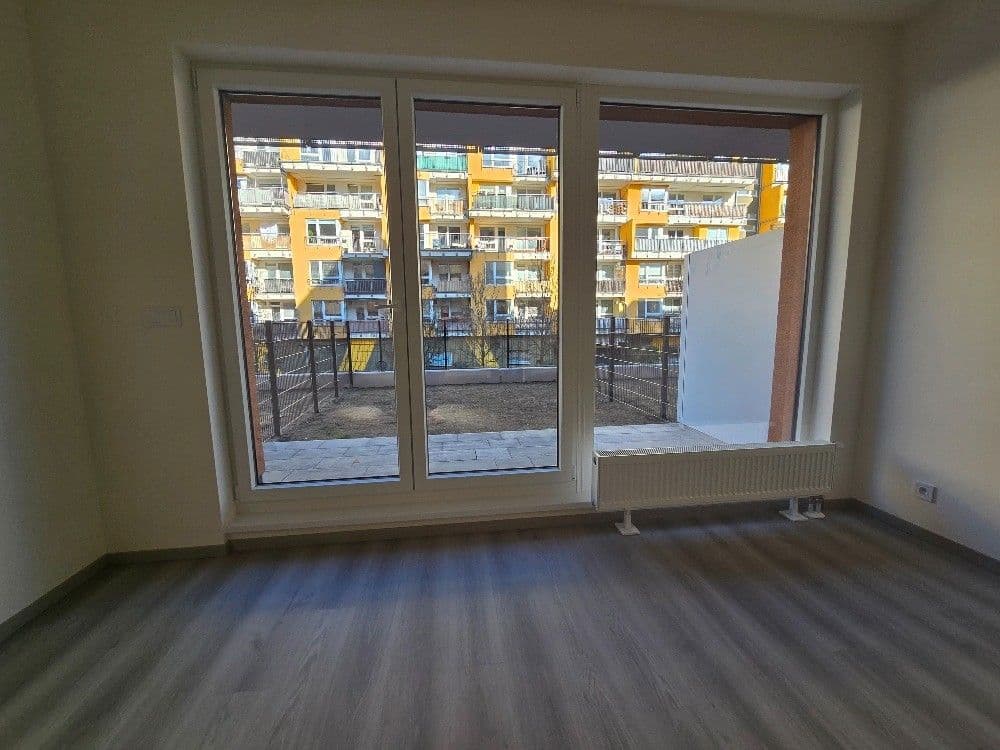 Pronájem bytu 1+kk 35 m², Pod Harfou, Praha, Praha Pronájem bytu 1+kk 35 m², Pod Harfou, Praha, Praha