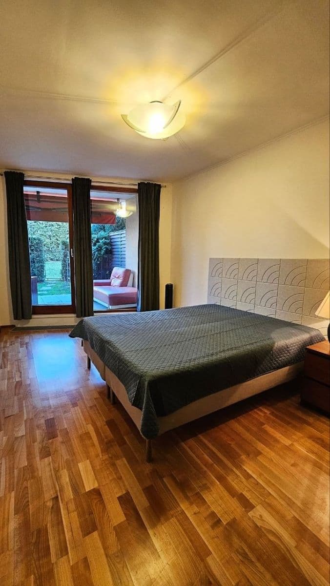 Pronájem bytu 2+kk 120 m², Nad Dalejským údolím, Praha, Praha Pronájem bytu 2+kk 120 m², Nad Dalejským údolím, Praha, Praha