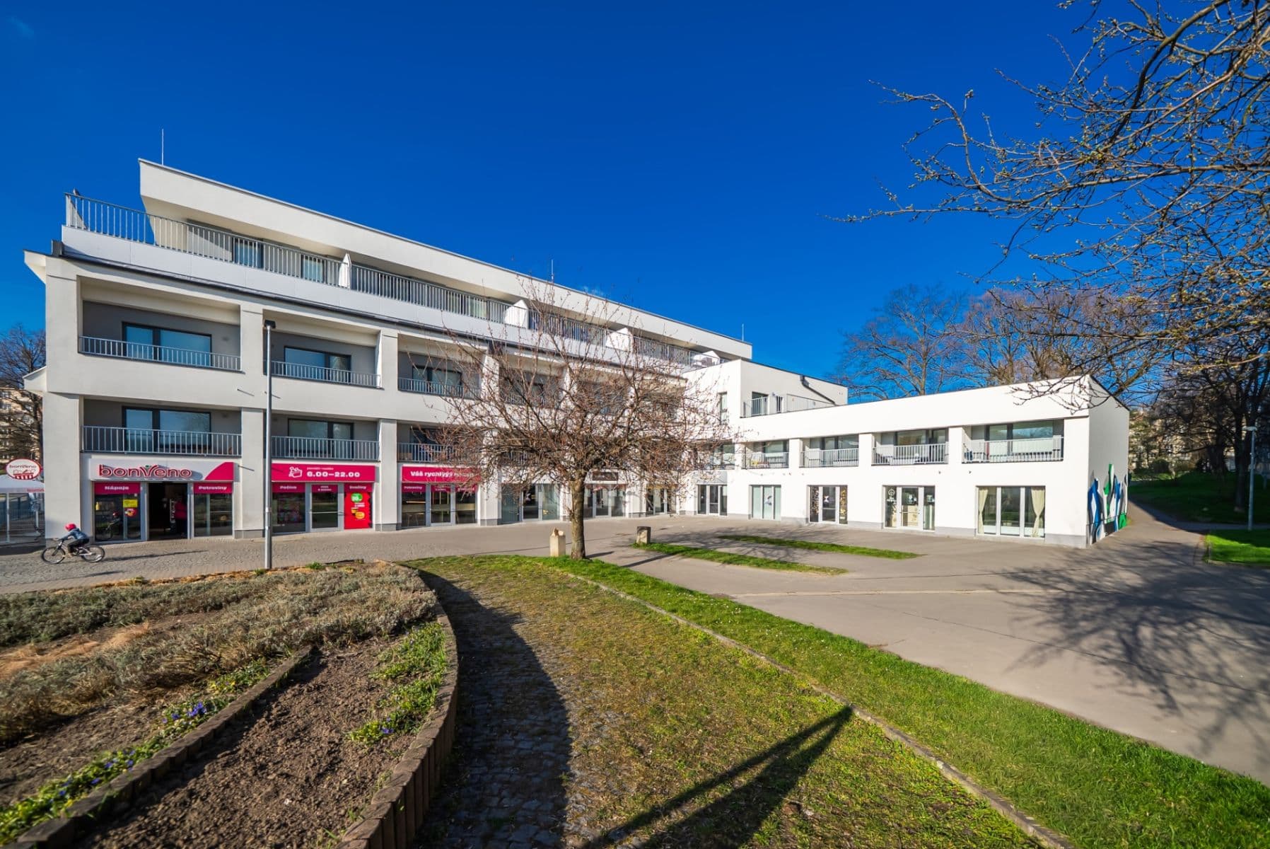 Pronájem bytu 1+kk 34 m², Mochovská, Praha, Praha Pronájem bytu 1+kk 34 m², Mochovská, Praha, Praha