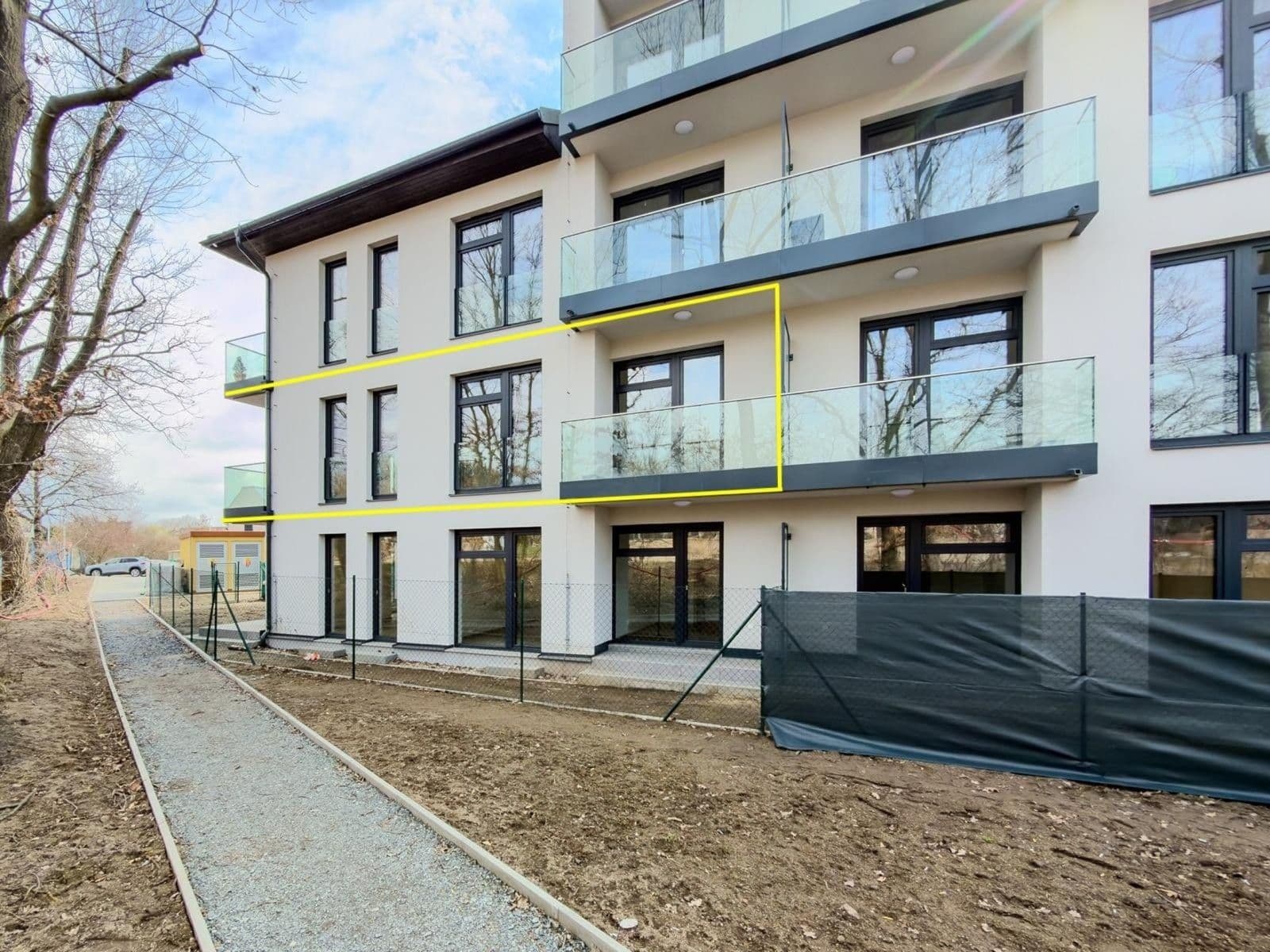 Pronájem bytu 3+kk 96 m², Pod Zahrady, Přezletice, Středočeský kraj Pronájem bytu 3+kk 96 m², Pod Zahrady, Přezletice, Středočeský kraj
