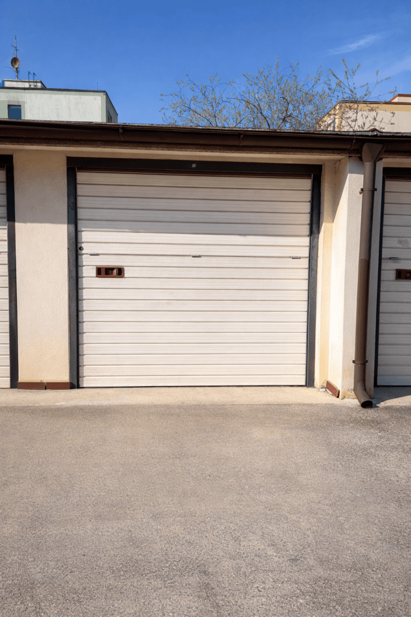 Prodej garáže 18 m², Odlehlá, Praha, Praha Prodej garáže 18 m², Odlehlá, Praha, Praha