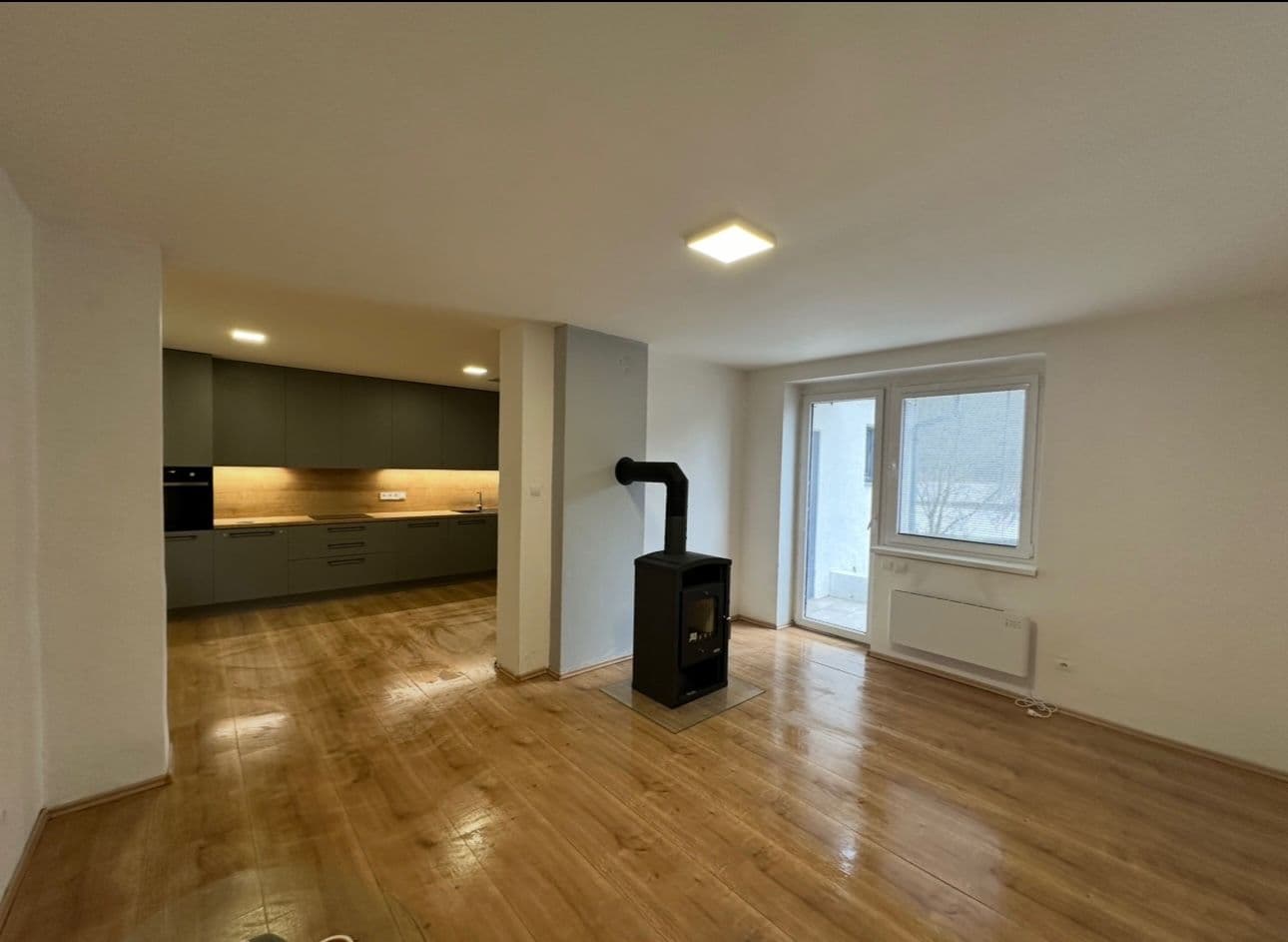 Pronájem domu 130 m², pozemek 100 m², Chocerady, Středočeský kraj Pronájem domu 130 m², pozemek 100 m², Chocerady, Středočeský kraj