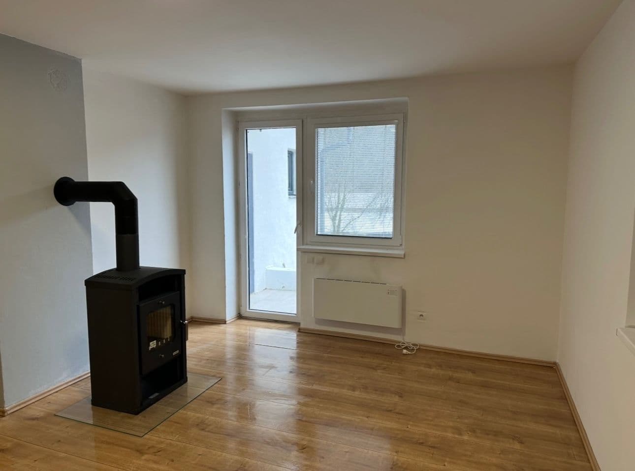 Pronájem domu 130 m², pozemek 100 m², Chocerady, Středočeský kraj Pronájem domu 130 m², pozemek 100 m², Chocerady, Středočeský kraj